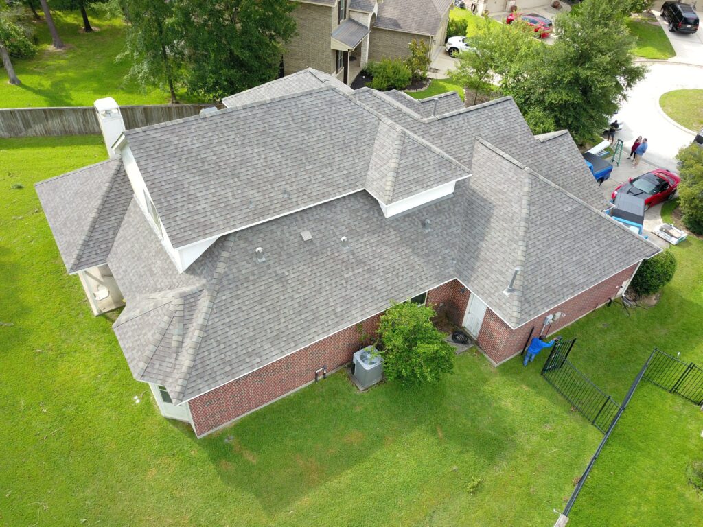 houtontomballnewroofsideabove